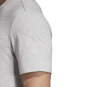 Camiseta adidas Must Haves Badge of Sport image-6