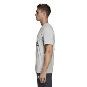 Camiseta adidas Must Haves Badge of Sport image-5