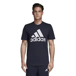 Camiseta adidas Must Haves Badge of Sport image-1