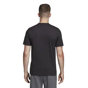 Camiseta adidas Essentials Linear Logo image-4
