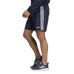 Pantalón corto adidas Essentials 3-Stripes image-4