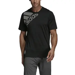 T-Shirt adidas FreeLift Badge of Sport Graphic image-1