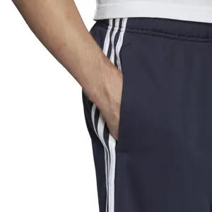 Pantalón corto adidas Essentials 3-Stripes French Terry image-6