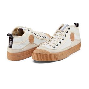 Trainers Duuo Col Cover image-4