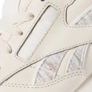 Baskets femme Reebok Classics Leather image-5