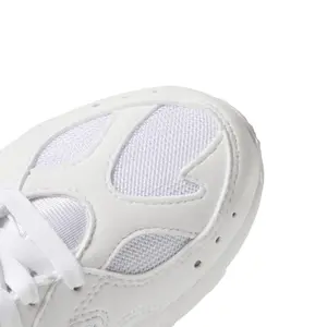 Children's sneakers Reebok Aztrek x Gigi Hadid image-1