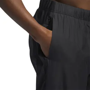 Pantalón de chándal adidas Own the Run Astro Wind image-6