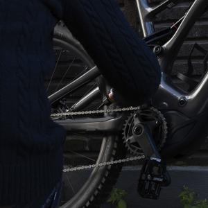 Electric bike chain lubricant Dynamic image-2