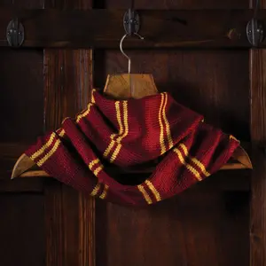Kit speciale sciarpa infinity eaglemoss publications ltd. Harry Potter Gryffindor image-2