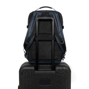 product/e/a/eastpak-ek00091d4z0-cnnct-admiral-3.jpg