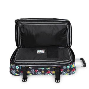 product/e/a/eastpak-ek0a5ba95z6-nba-team-pattern-11.jpg
