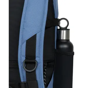 Średni plecak z miejscem na bidon i pokrowcem na laptopa Eastpak image-3