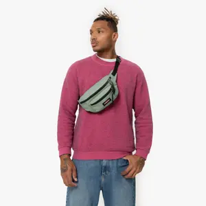 Bananpose Eastpak Doggy image-1