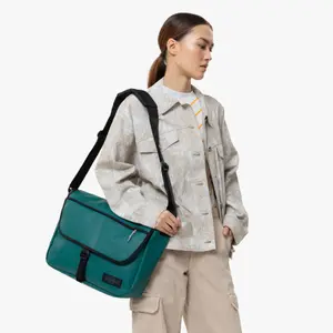 Borsa a tracolla Eastpak Delegate + image-1