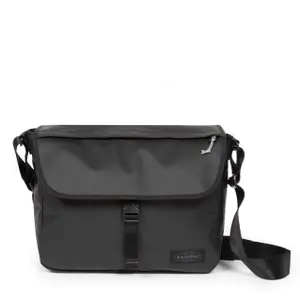 ek00026e4y8-laptop-tasche-eastpak-delegate-tarp-black2-tu