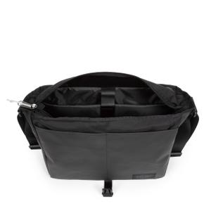 product/e/a/eastpak_ek00026e4y8_tarp-black2_5.jpg