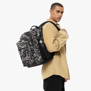 Mochila Eastpak Morius image-3