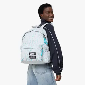 product/e/a/eastpak_ek0006201q4_light-side_6.jpg