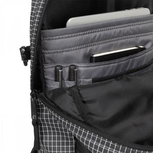 product/e/a/eastpak_ek00091d0q8_cnnct-ripstop_7.jpg