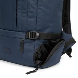 Mochila Eastpak Adan Weekender image-6
