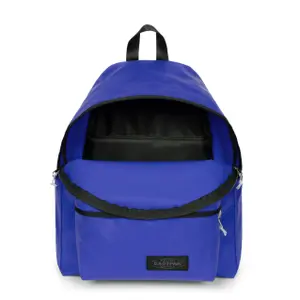 product/e/a/eastpak_ek0a5bg48v0_tarp-blue_9.jpg