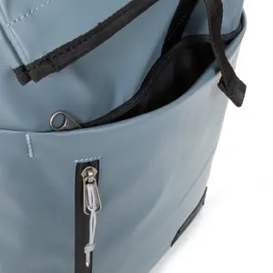 Batoh Eastpak Up Roll image-6