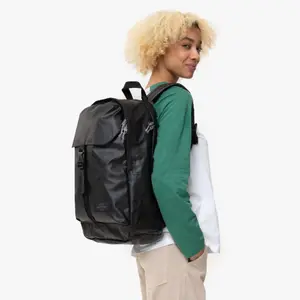 Mochila Eastpak Tarban image-3