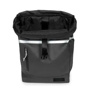 product/e/a/eastpak_ek0a5bjw4y8_tarp-black2_3.jpg