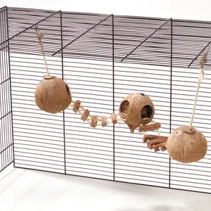 Abri pour rongeurs Ebi Coconut avec échelle et corde Globehouse image-1