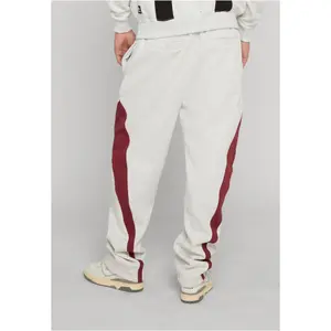 Ecko Unltd. jogging trousers Structure image-3