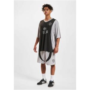 Shorts Ecko Unltd. Cuts image-2