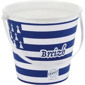 Beach games empty bucket decor brittany Ecoiffier
