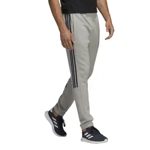 Pantalón de chándal adidas 3-Stripes image-4