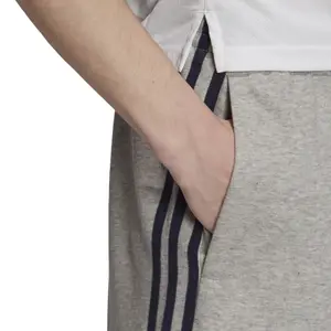 Corto adidas image-5