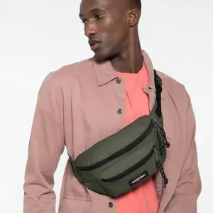 Bum bag Eastpak Doggy Bag image-4
