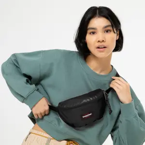 Banan Eastpak Springer image-0