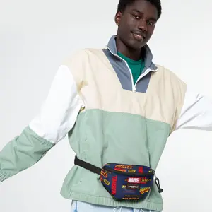 Banan Eastpak Springer Marvel Navy image-4