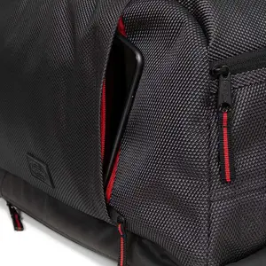 Torba podróżna Eastpak Stand CNNCT image-5