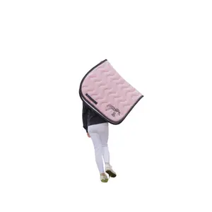 Tapis de selle pour cheval Pénélope Classique image-0