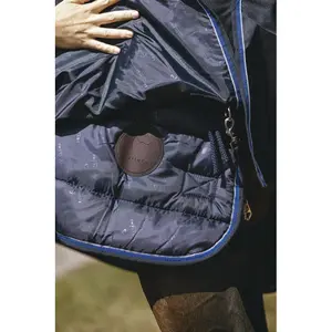 Końska derka z wysokim kołnierzem do użytku na zewnątrz Equithème Classic 1200D 0g image-3