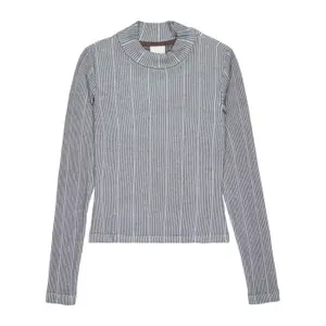 Women's turtleneck sweater Element
