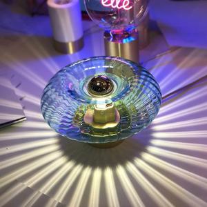 Lampa stołowa Elements Lighting Grace