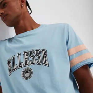 product/e/l/ellesse_shv20027-426_light-blue_6.jpg