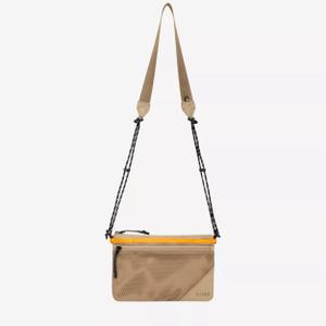 Taske Elliker Caley image-1