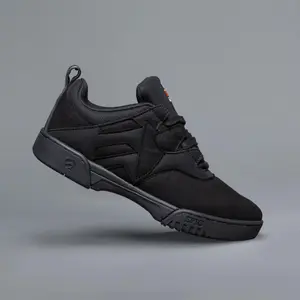 140011-skateboarding-schuhe-epic-brands-low-raven-schwarz