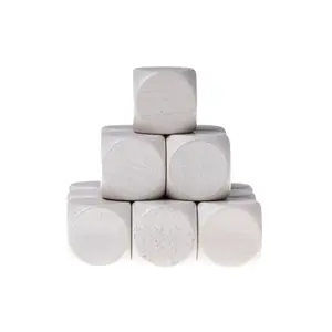 Neutral wooden dice Epic Forge image-1