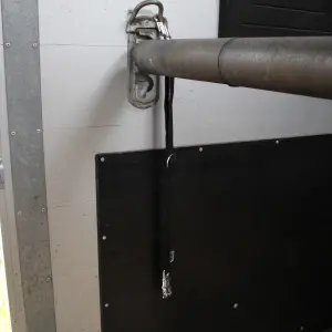 Trailer hitch strap EQuest image-1