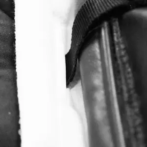Pferdepfoten EQuest Dry L-Tex image-1