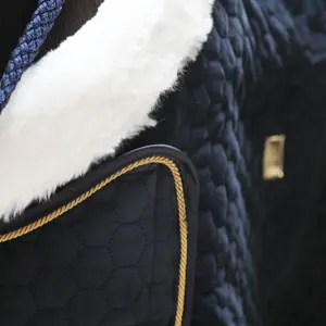 Manta de cuadra EQuest Illusion image-3