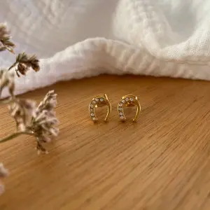 Earrings woman Equestrian Shop Emy Ip image-1